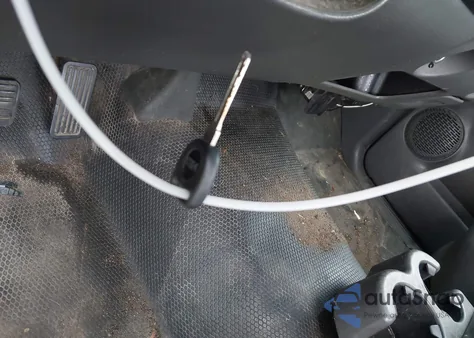 2004 Chevrolet Silverado 1500 Work Truck from USA, damaged, VIN 1GCEC14X94Z323944